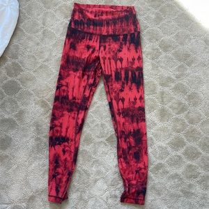 Lululemon Red and black leggings